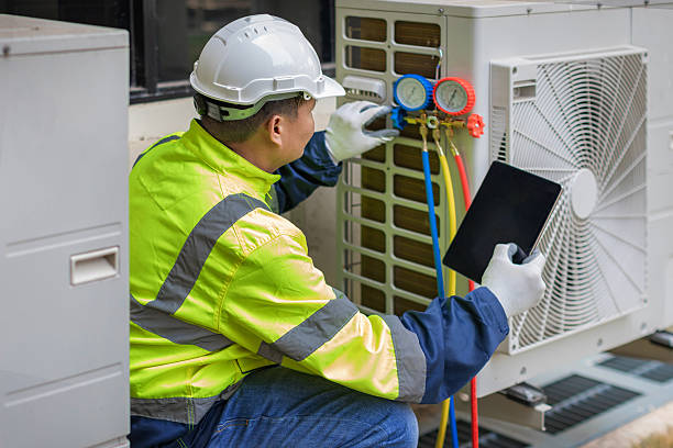 Professional Hvac Maintenance technician working in Kansasville, WI